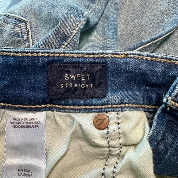 Lucky Brand Sweet Straight Jeans - Picture 5 of 10